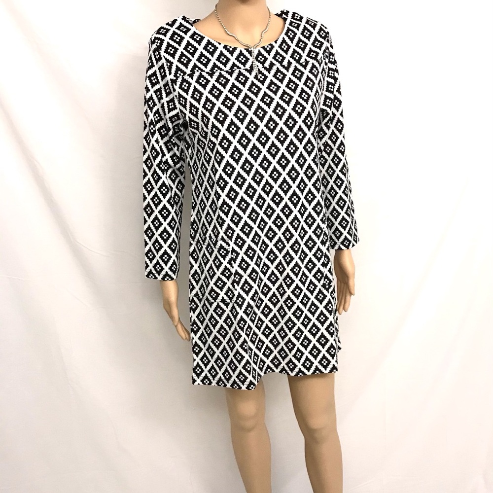 New Women’s Midi Casual dress Black Medium